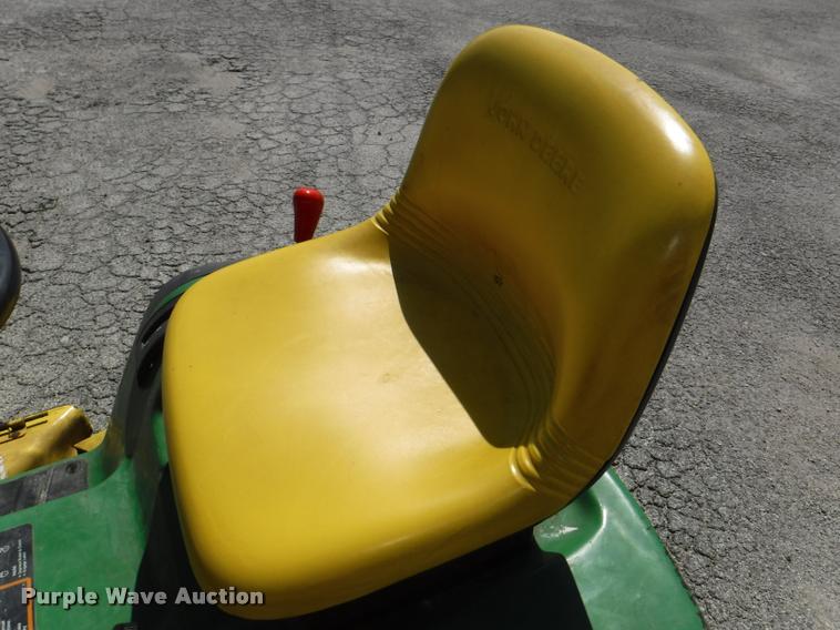 image for item DA1612 John Deere GT262 lawn mower