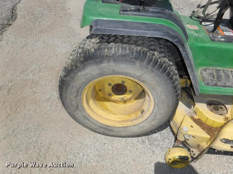 image for item DA1613 John Deere GT262 lawn mower