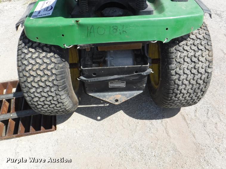 image for item DA1613 John Deere GT262 lawn mower