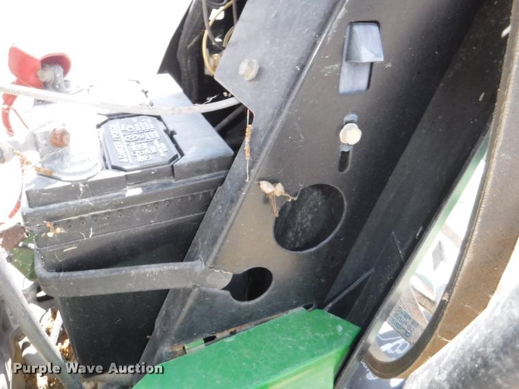image for item DA1613 John Deere GT262 lawn mower