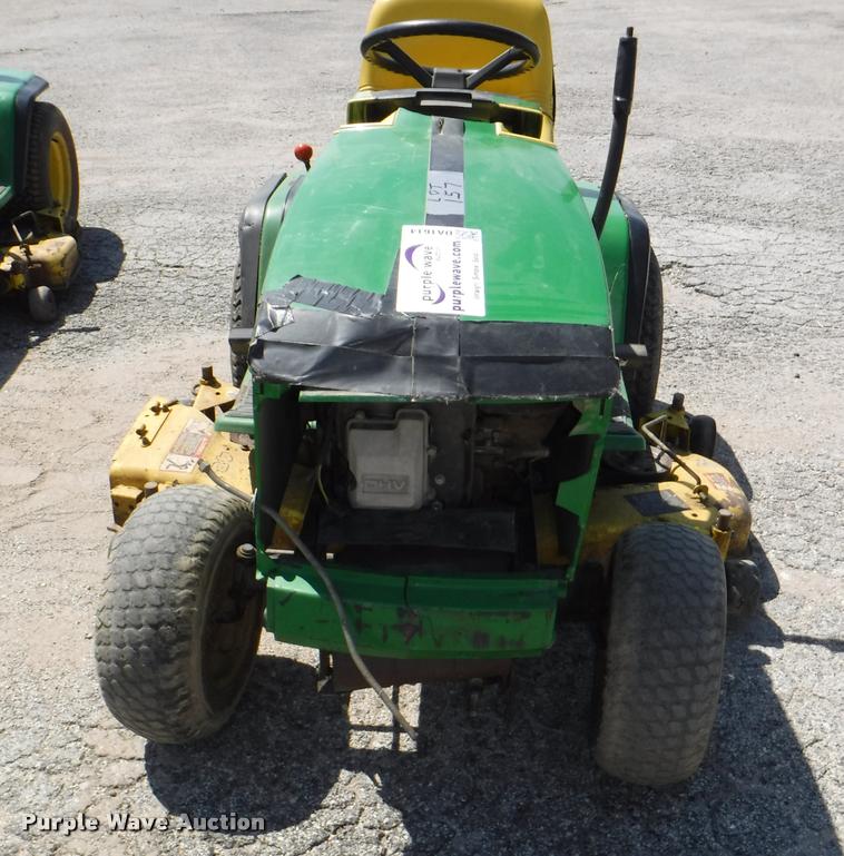image for item DA1614 John Deere GT262 lawn mower