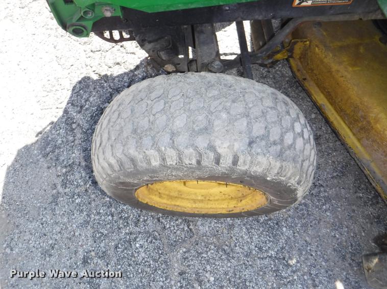 image for item DA1614 John Deere GT262 lawn mower