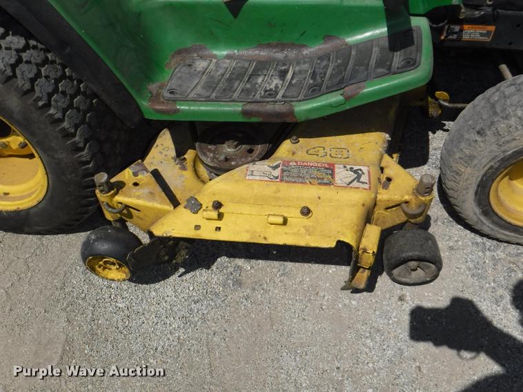 image for item DA1614 John Deere GT262 lawn mower