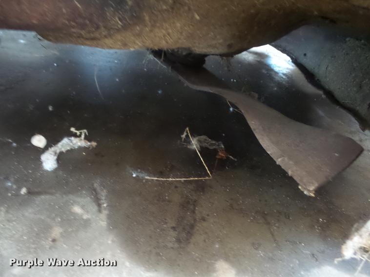 image for item DA1615 Cub Cadet 1527 lawn mower