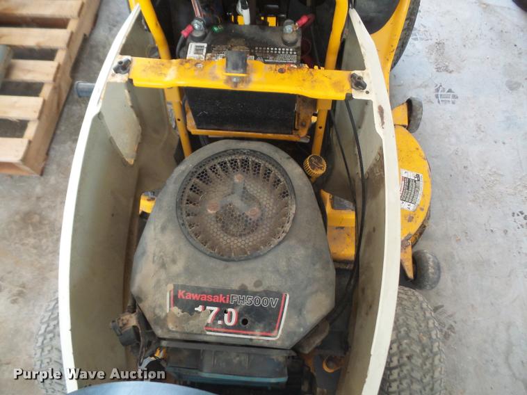 image for item DA1615 Cub Cadet 1527 lawn mower