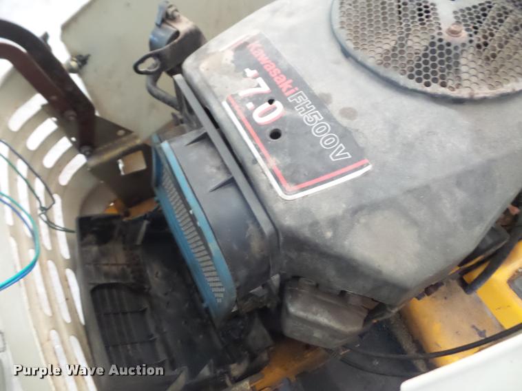 image for item DA1615 Cub Cadet 1527 lawn mower