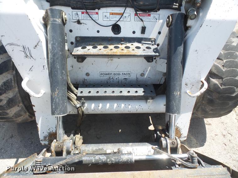 image for item DA1631 2007 Bobcat S250 skid steer