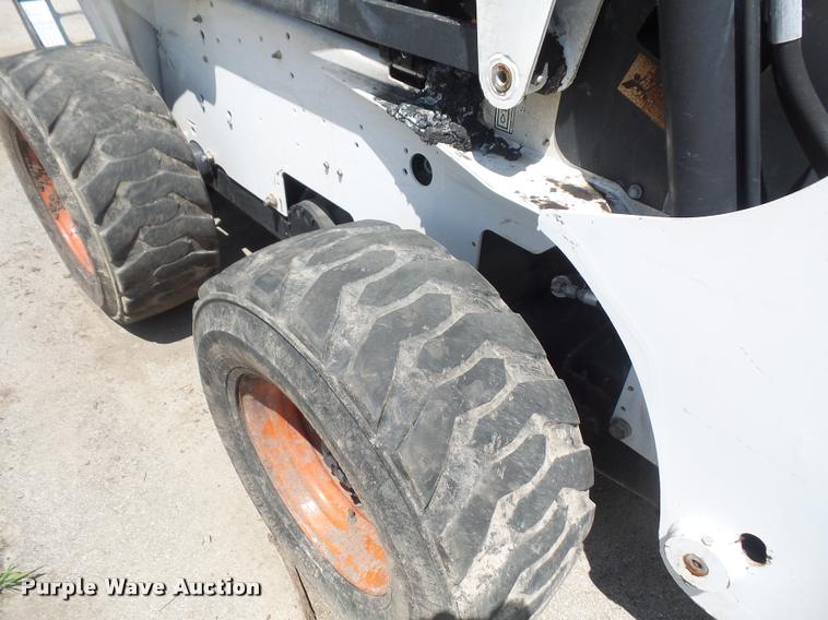 image for item DA1631 2007 Bobcat S250 skid steer