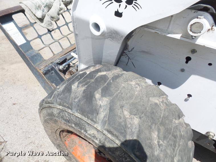 image for item DA1631 2007 Bobcat S250 skid steer