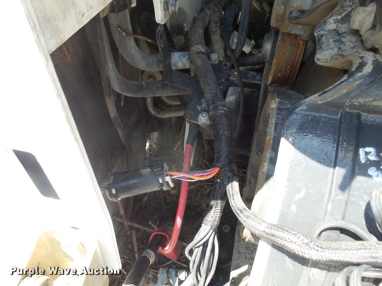 image for item DA1631 2007 Bobcat S250 skid steer