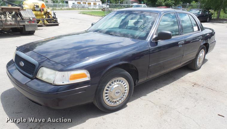 image for item DA1639 2001 Ford Crown Victoria Police Interceptor