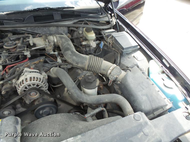 image for item DA1639 2001 Ford Crown Victoria Police Interceptor