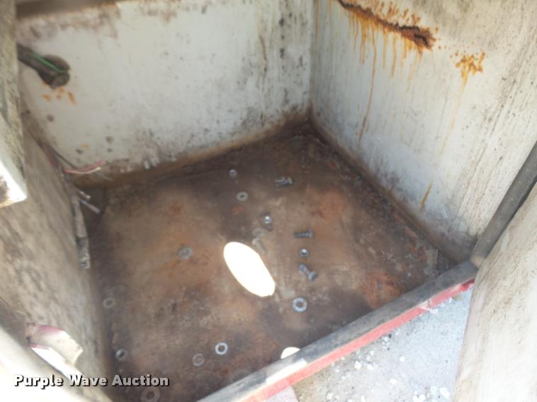 image for item DA1641 Stahl utility bed