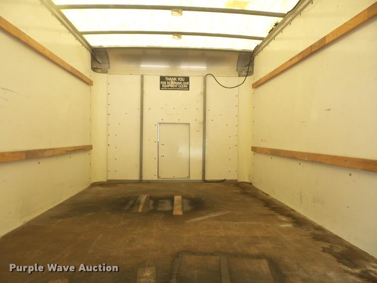 image for item DA1642 1998 GMC Savana G3500 Cargo box truck