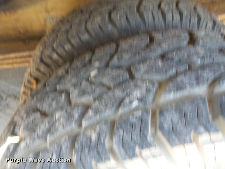 image for item DA1642 1998 GMC Savana G3500 Cargo box truck