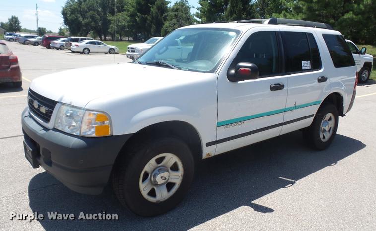 image for item DA1643 2005 Ford Explorer SUV