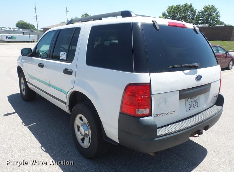 image for item DA1643 2005 Ford Explorer SUV