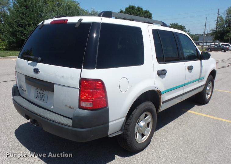 image for item DA1643 2005 Ford Explorer SUV