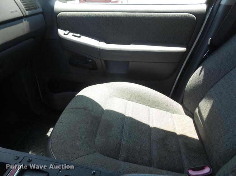 image for item DA1643 2005 Ford Explorer SUV