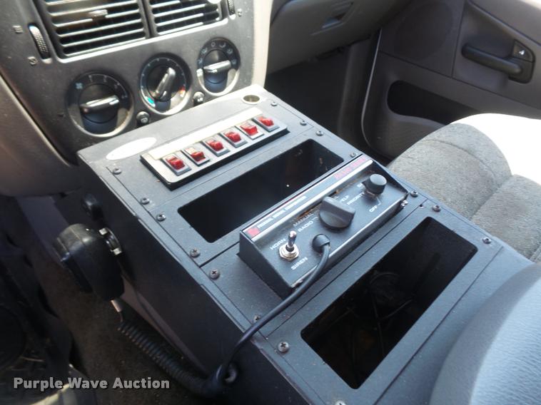 image for item DA1643 2005 Ford Explorer SUV