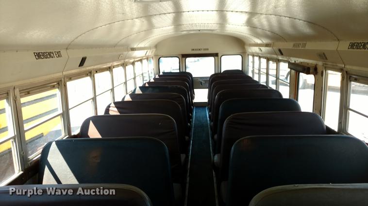image for item DA5600 1996 International 3800 school bus