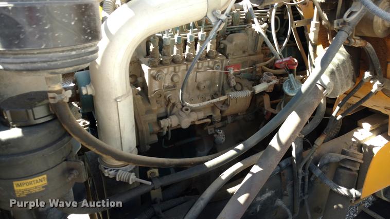 image for item DA5600 1996 International 3800 school bus