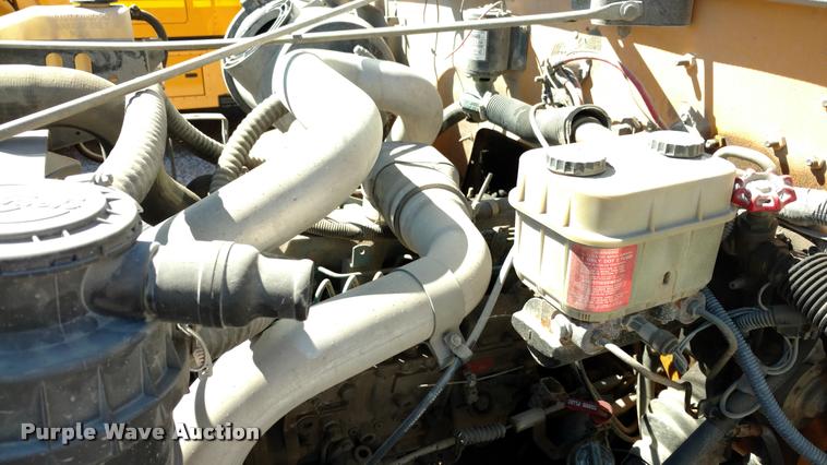 image for item DA5600 1996 International 3800 school bus