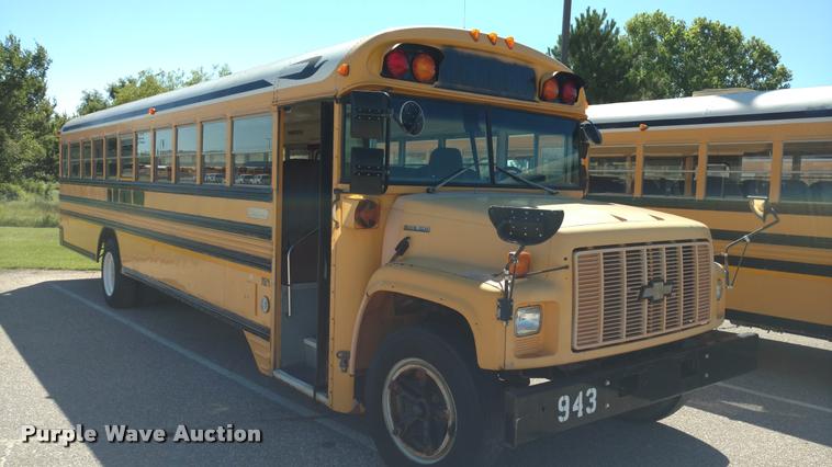 image for item DA5601 1995 Chevrolet B7 school bus