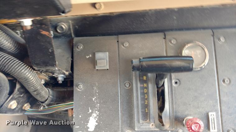 image for item DA5601 1995 Chevrolet B7 school bus