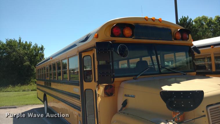 image for item DA5601 1995 Chevrolet B7 school bus