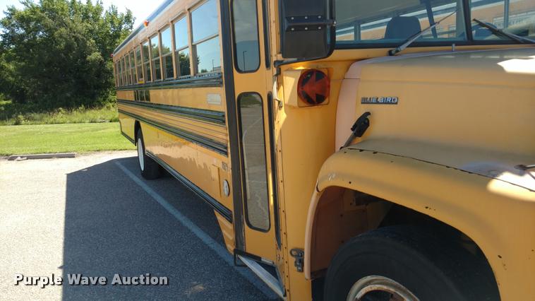 image for item DA5601 1995 Chevrolet B7 school bus