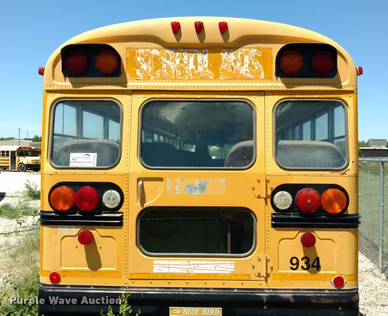 image for item DA5602 1993 Chevrolet B7 school bus