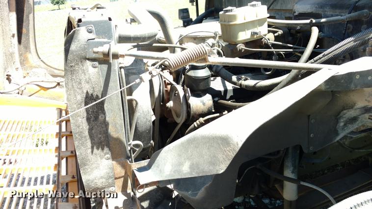 image for item DA5602 1993 Chevrolet B7 school bus