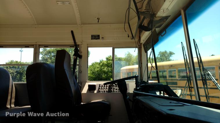 image for item DA5603 1997 Blue Bird TC2000 school bus