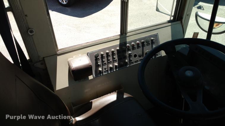 image for item DA5603 1997 Blue Bird TC2000 school bus