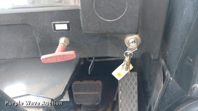 image for item DA5603 1997 Blue Bird TC2000 school bus