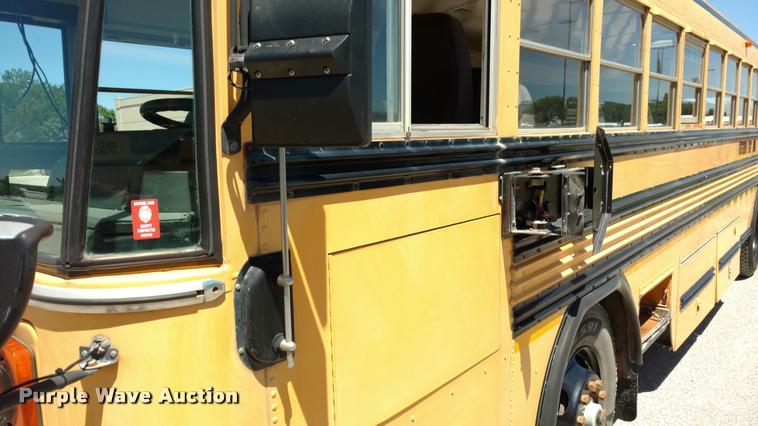 image for item DA5603 1997 Blue Bird TC2000 school bus