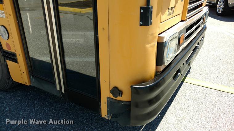 image for item DA5603 1997 Blue Bird TC2000 school bus