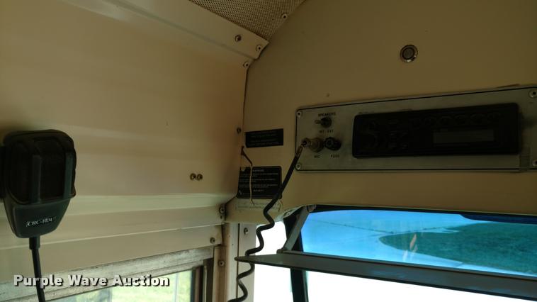 image for item DA5604 1997 Blue Bird TC2000 school bus