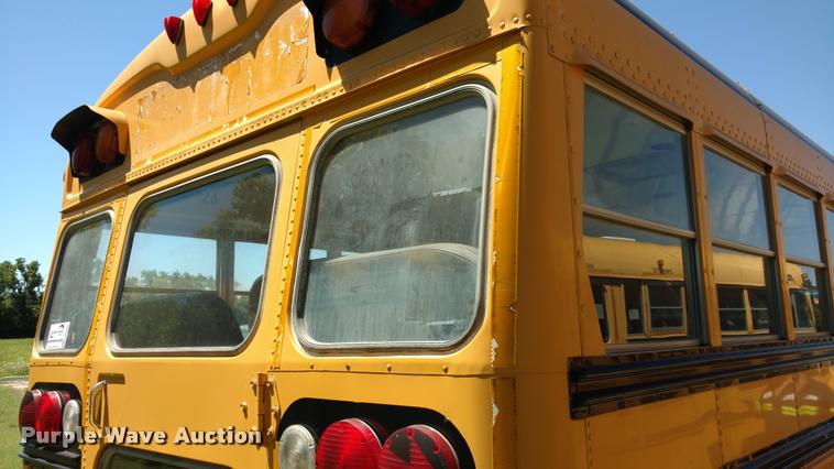 image for item DA5604 1997 Blue Bird TC2000 school bus