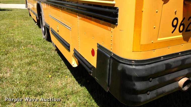 image for item DA5604 1997 Blue Bird TC2000 school bus