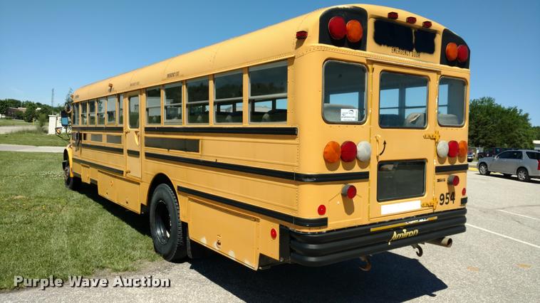 image for item DA5605 1996 International 3800 school bus