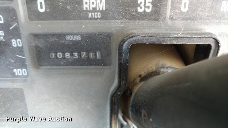 image for item DA5605 1996 International 3800 school bus