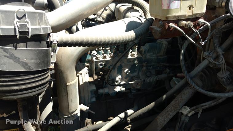 image for item DA5605 1996 International 3800 school bus