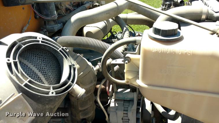 image for item DA5605 1996 International 3800 school bus