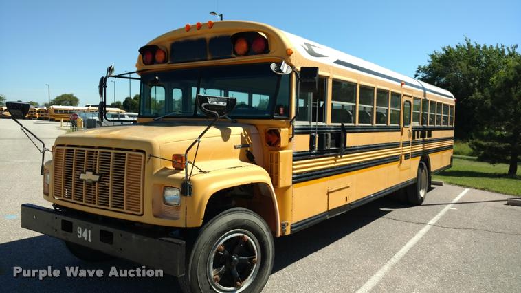 image for item DA5606 1995 Chevrolet B7 school bus