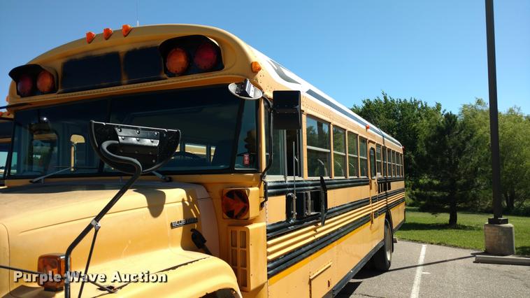 image for item DA5606 1995 Chevrolet B7 school bus