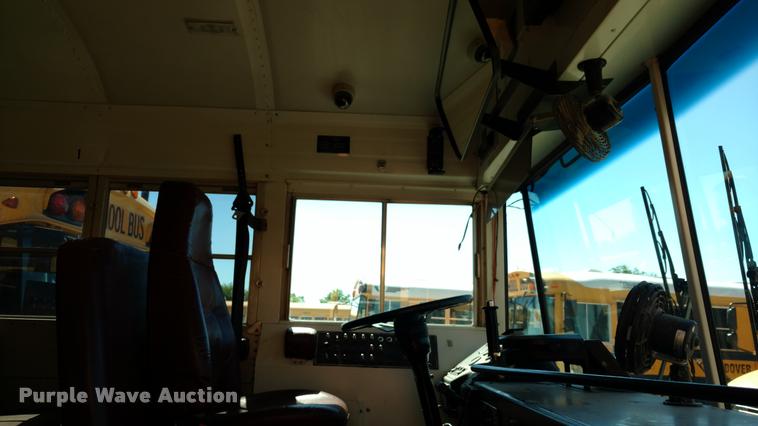 image for item DA5607 2001 Blue Bird TC2000 school bus