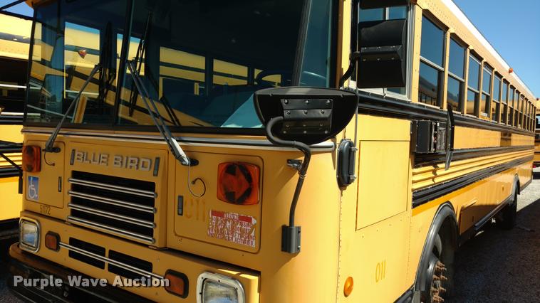 image for item DA5607 2001 Blue Bird TC2000 school bus