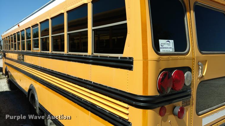image for item DA5607 2001 Blue Bird TC2000 school bus